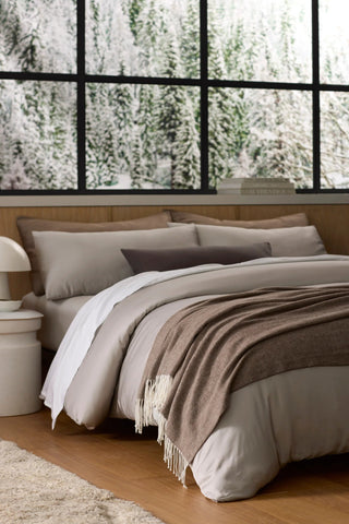 Bamboo Herringbone Tassel Throw