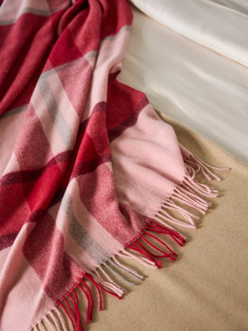 Lucca Throw - Last Chance
