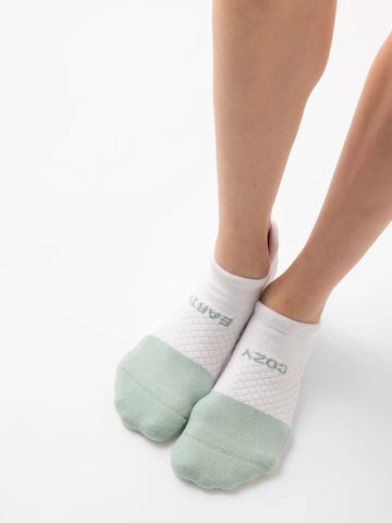 Women's Essential Ankle Sock 4-Pack - Last Chance