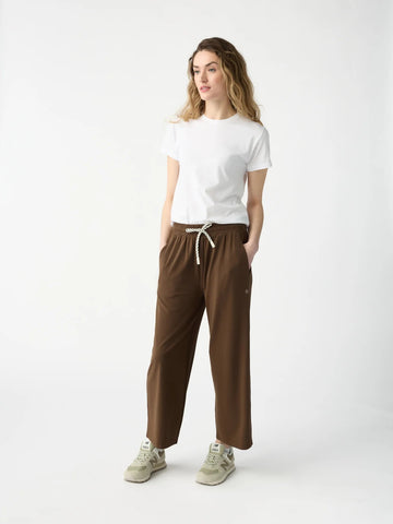 Women's Studio Cropped Wide Leg Pant