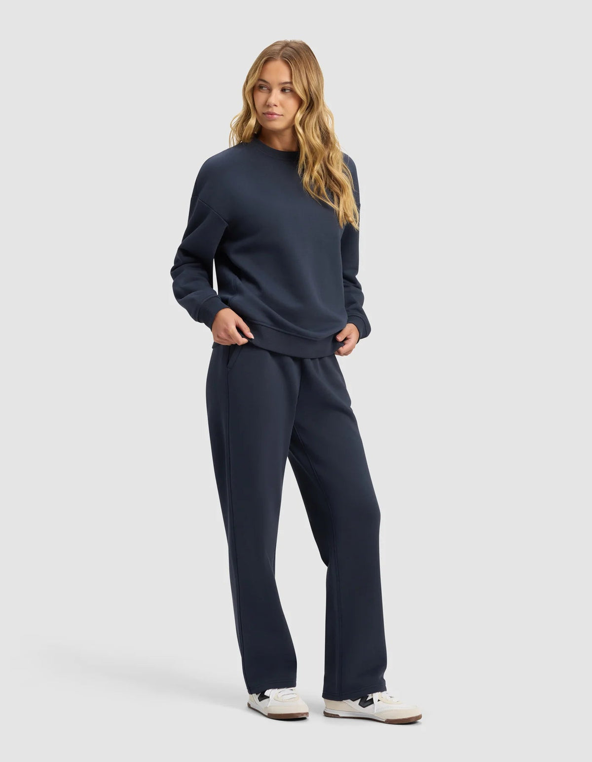 Women's Cityscape 2.0 Crewneck & Wide Leg Pant Set