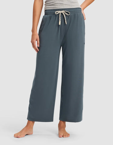Women's Studio Cropped Wide Leg Pant