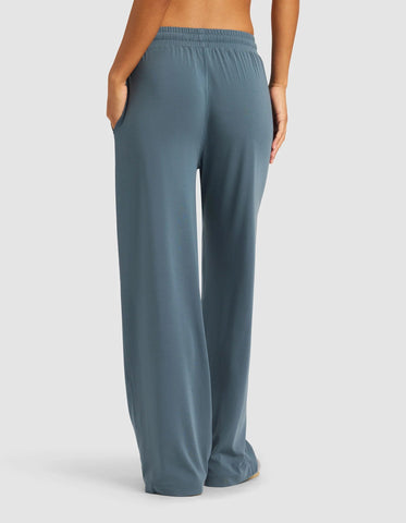 Women's Studio Wide Leg Pant