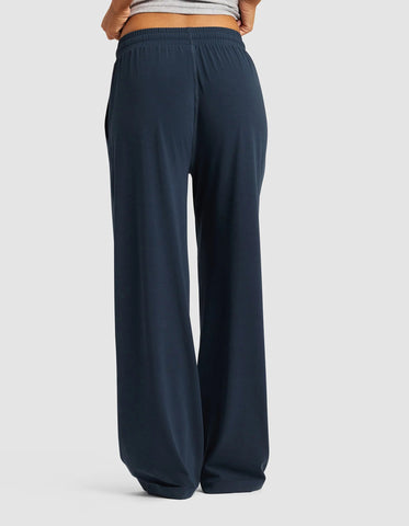 Women's Studio Wide Leg Pant