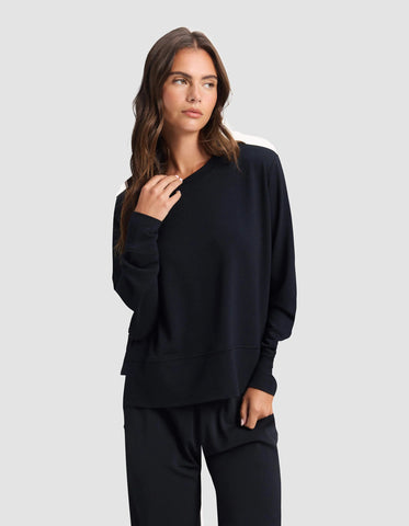 Women's StudioLite Crewneck